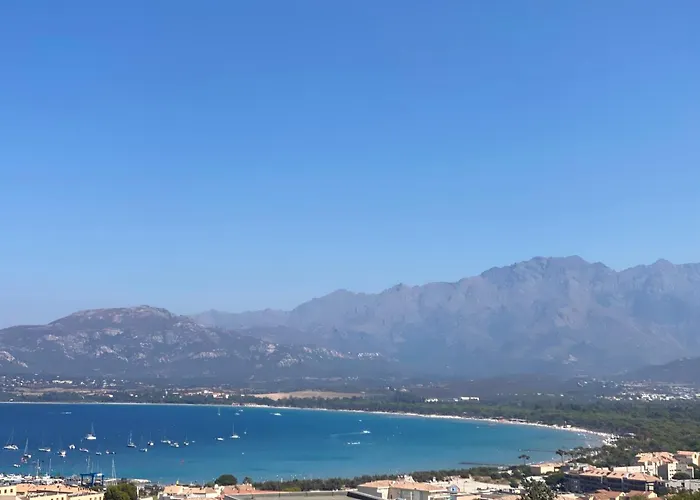 Mare Monti Villa