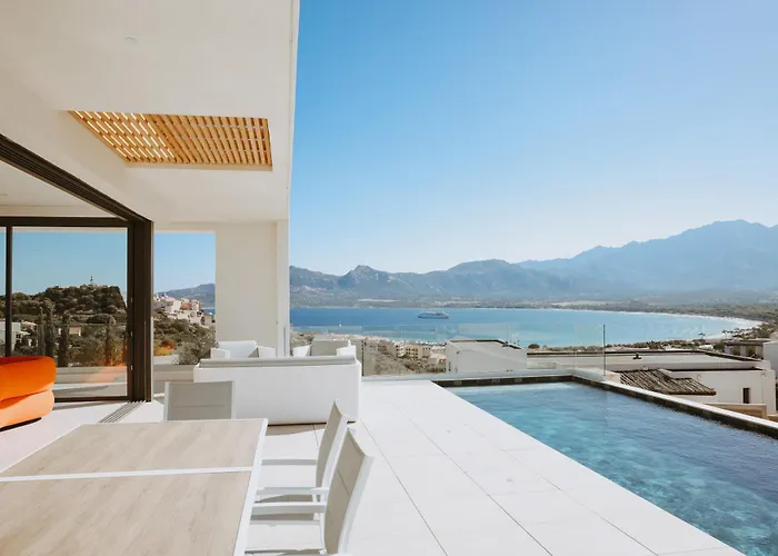 Villa Mare Monti Calvi (Corsica)